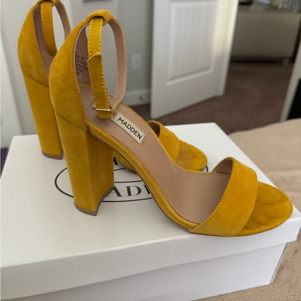 Steve Madden Yellow Suede Sandals